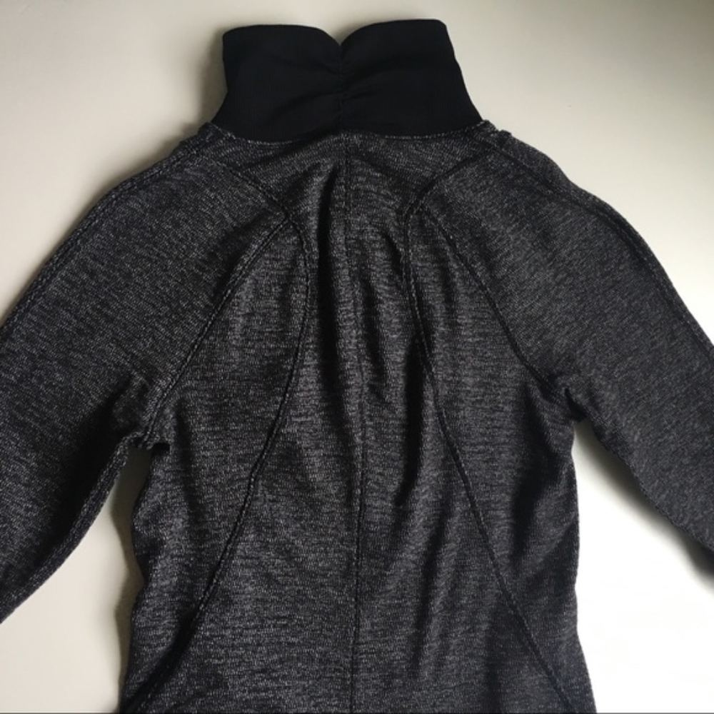 Lululemon Runderful 1/2 Zip - Picture 6 of 8